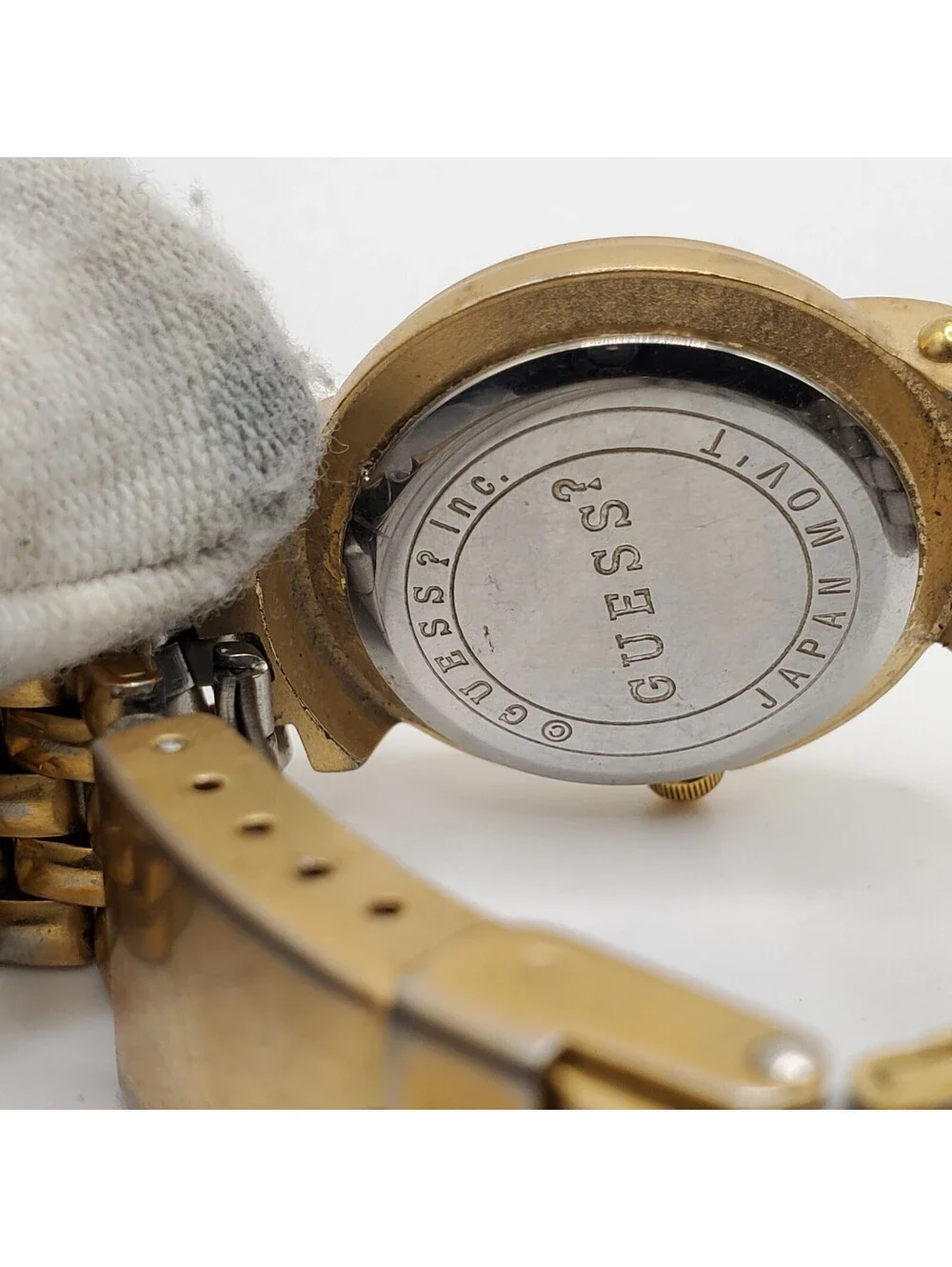 Guess Watch Womens 24mm Gold Tone Round Dial New Battery